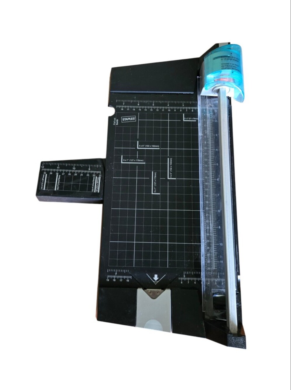 Staples 12" 5-in-1 Rotary Paper Trimmer Cutter Craft Corner Rounder